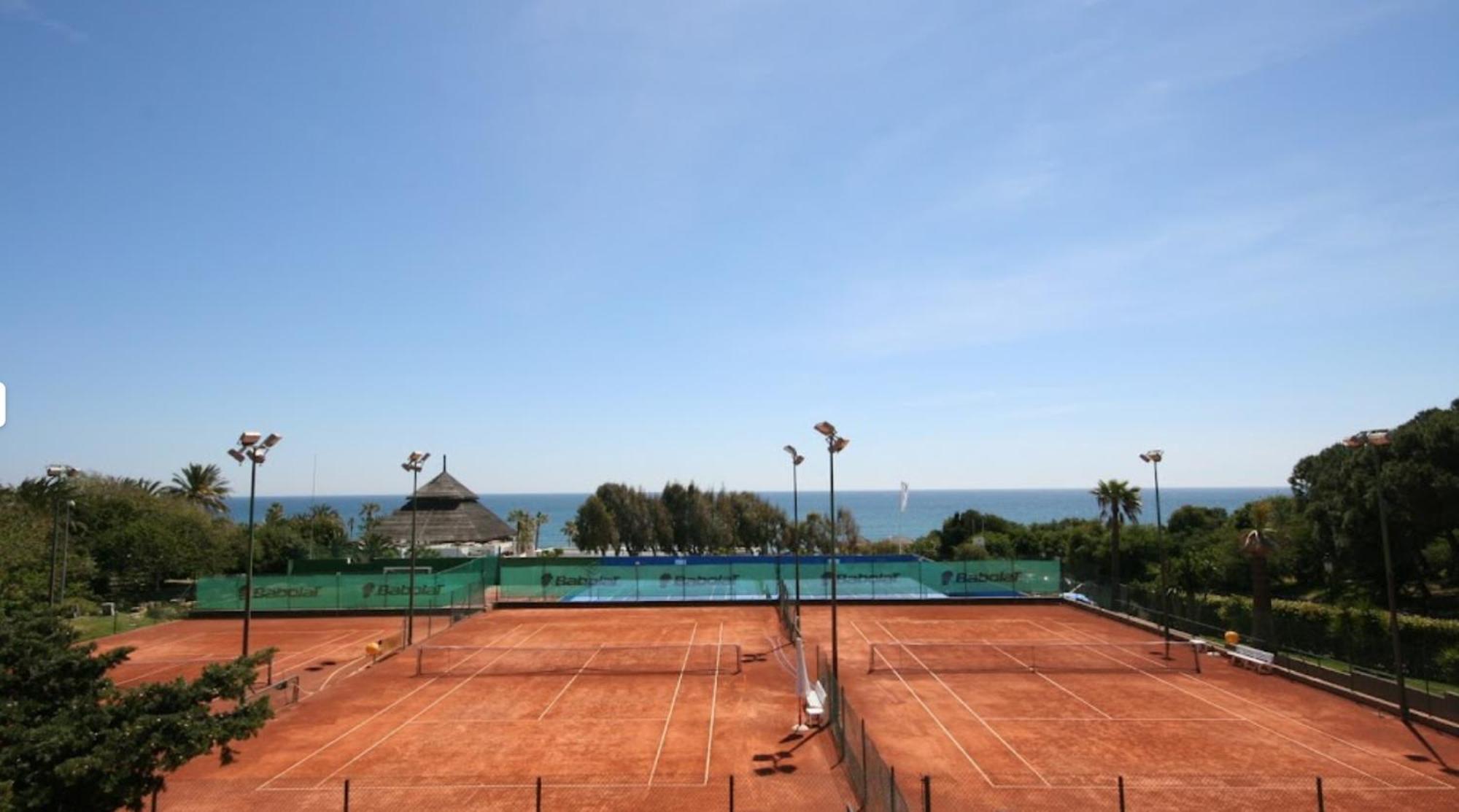 Great Villa Near Beach And Μαρμπέλλα Εξωτερικό φωτογραφία