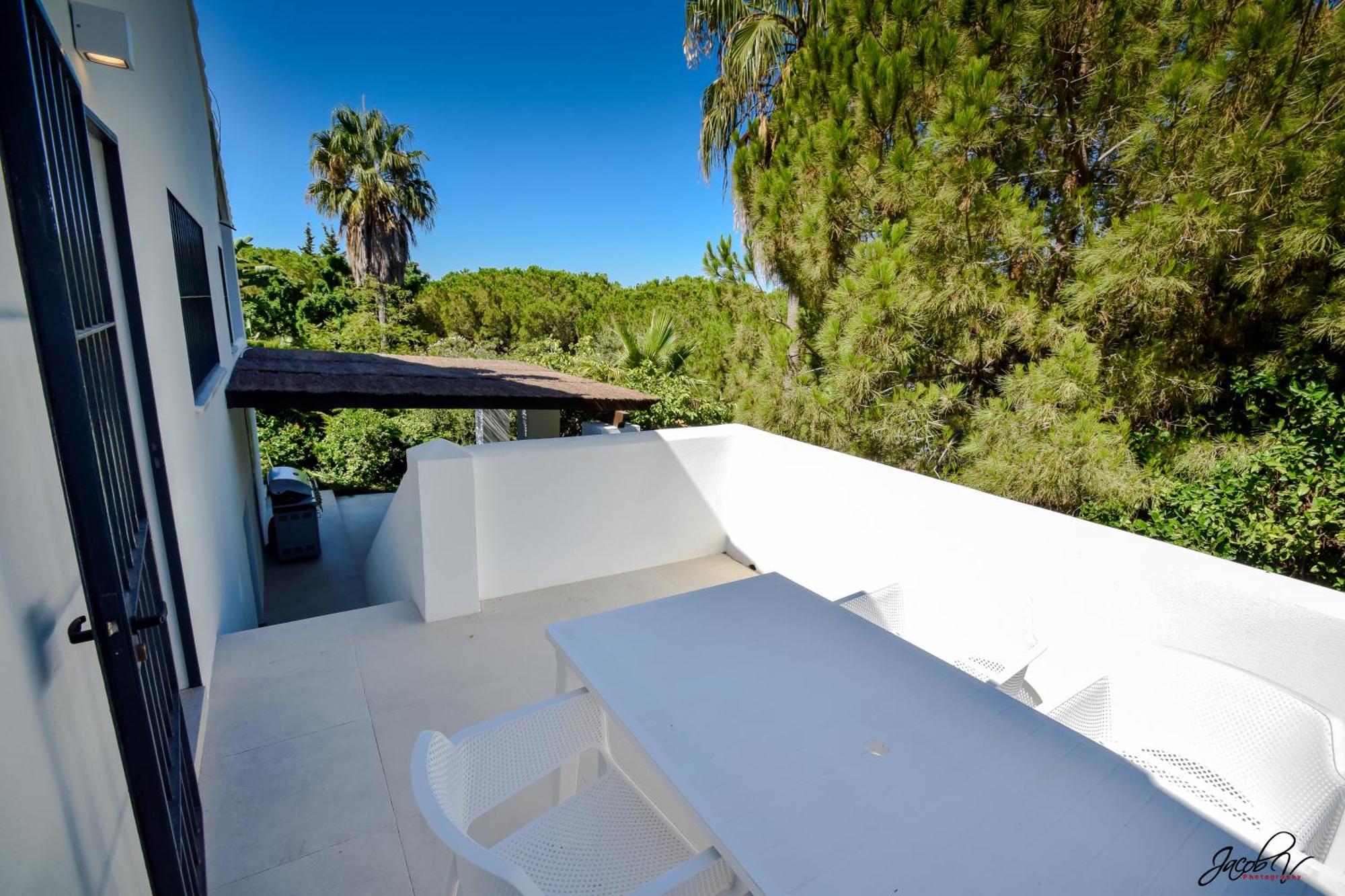 Great Villa Near Beach And Μαρμπέλλα Εξωτερικό φωτογραφία