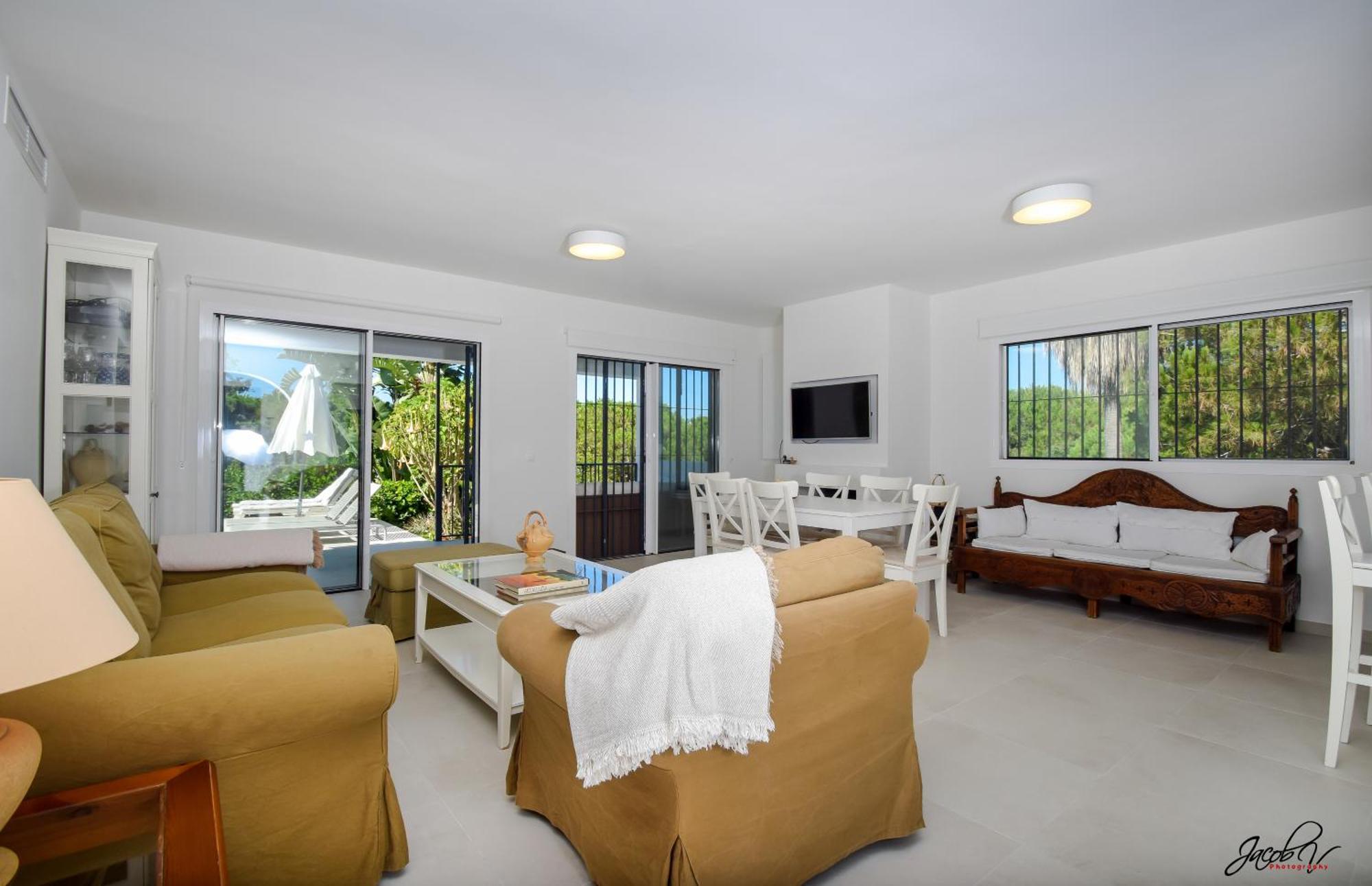 Great Villa Near Beach And Μαρμπέλλα Εξωτερικό φωτογραφία