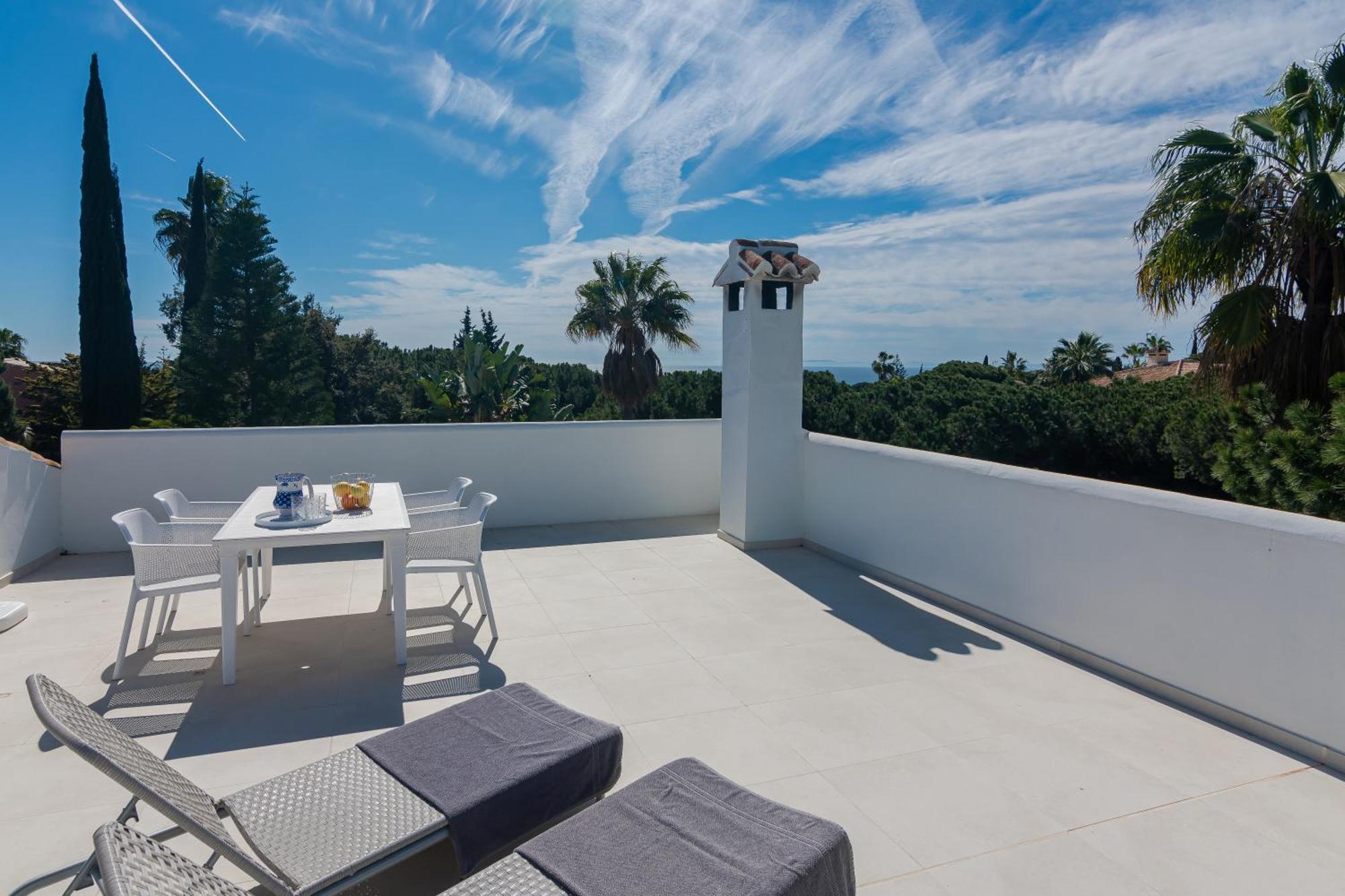 Great Villa Near Beach And Μαρμπέλλα Εξωτερικό φωτογραφία